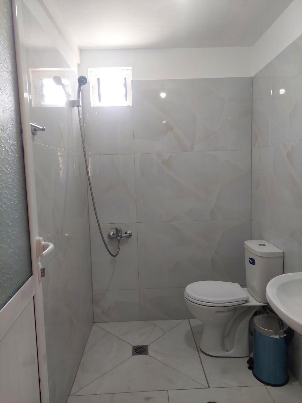 Qeparo Antonio Rooms Exterior photo